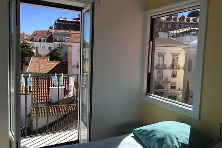 Alfama Stunning River And Historic City Views 2Bedrooms & 2Bathrooms Ac Balcony 18Th Century Building Lisboa